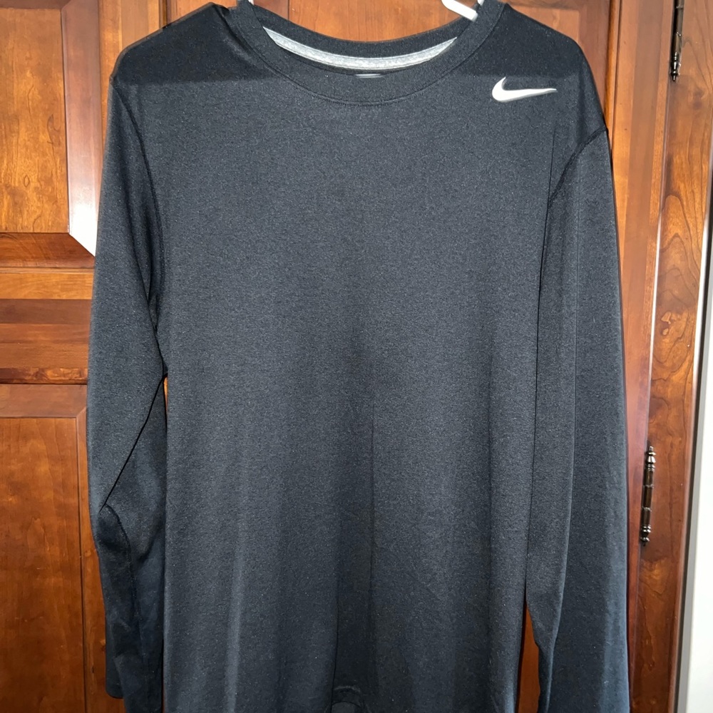 Mens long sleeve dri fit Nike shirt